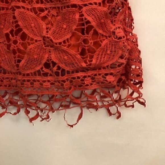 URBAN OUTFITTERS TIKIRANI Crocheted Camisole Crochet Tank Top Lace Coral Red S - Picture 5 of 8